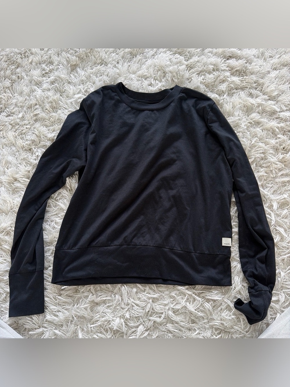 Vuori Women’s Black Crewneck